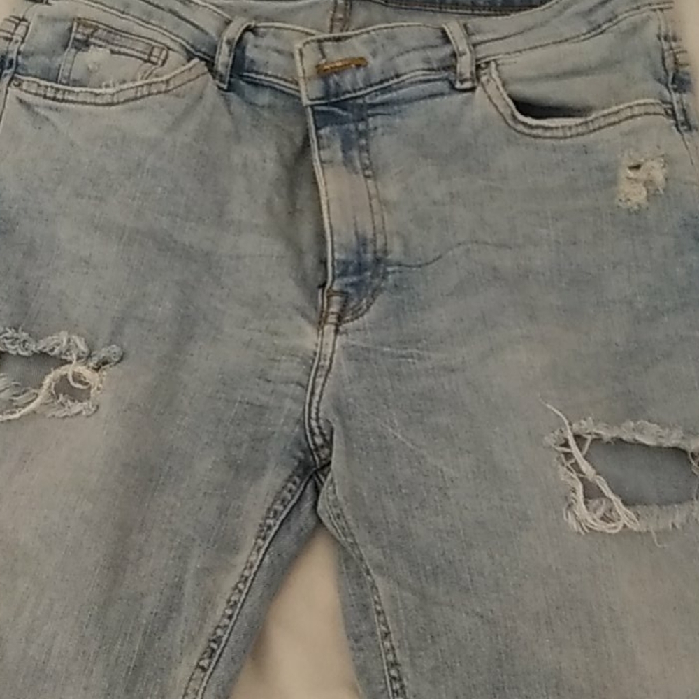 Ripped jeans